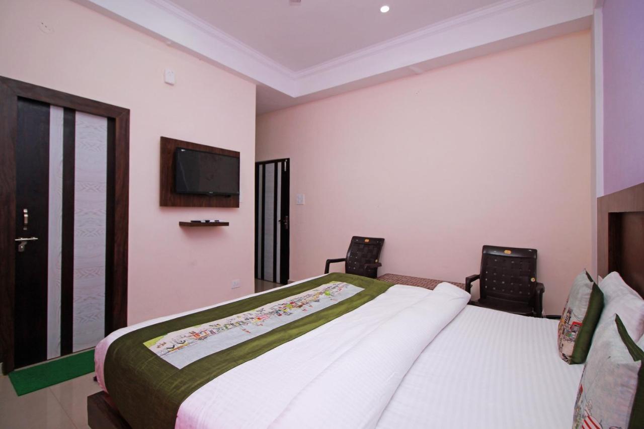 Oyo Hotel Chandni ดารัมซาลา ภายนอก รูปภาพ