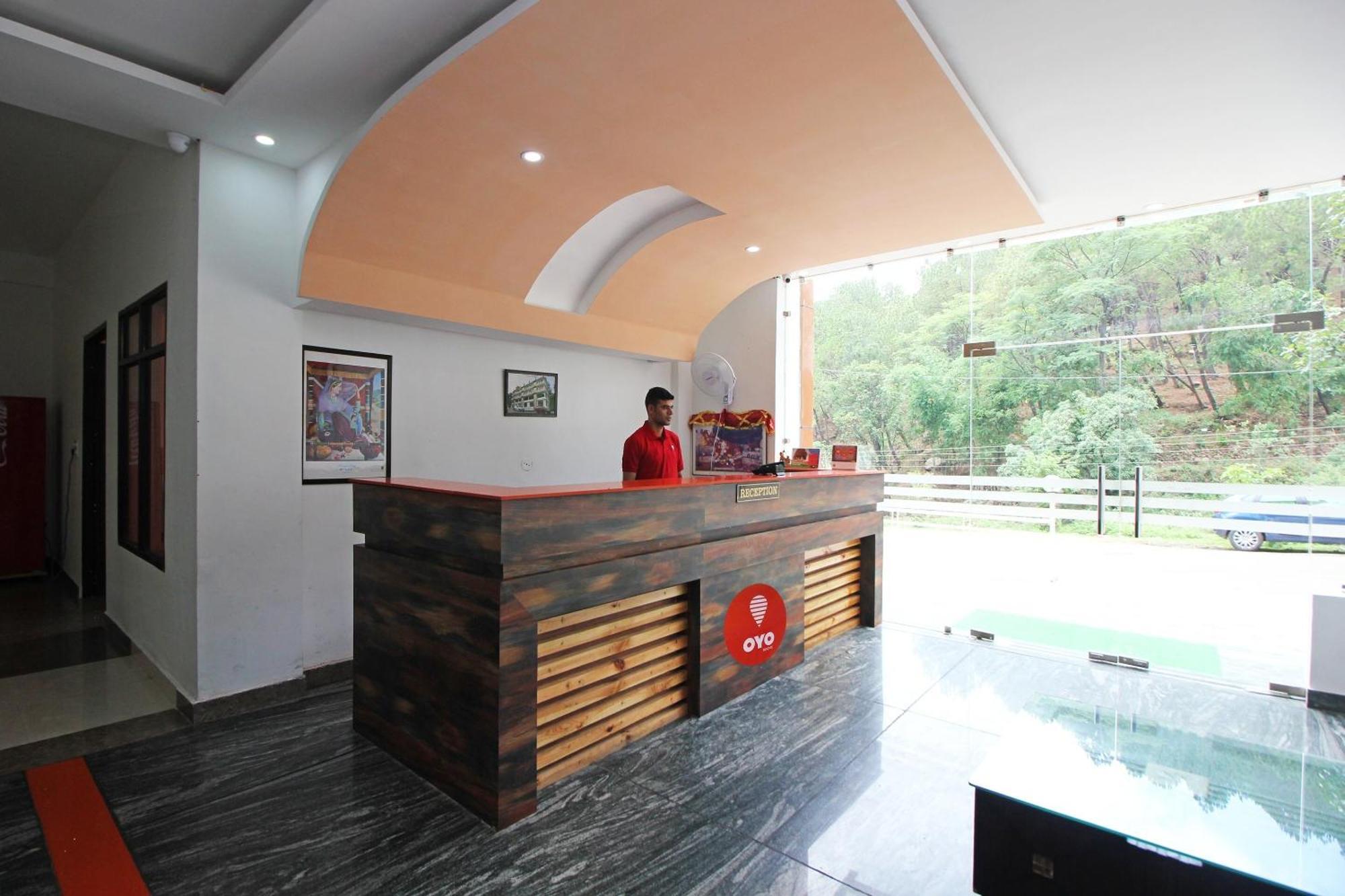 Oyo Hotel Chandni ดารัมซาลา ภายนอก รูปภาพ